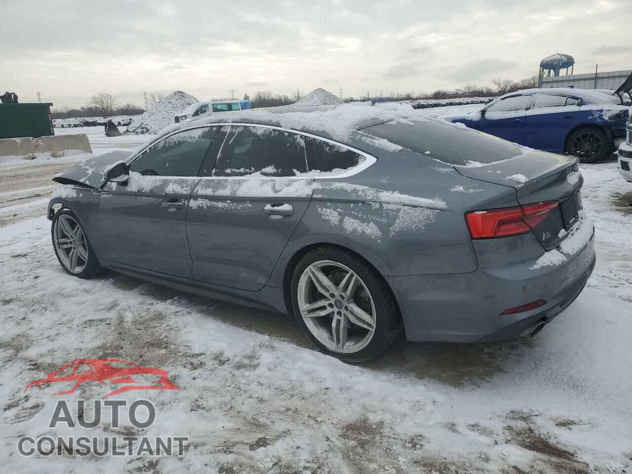 AUDI A5 2018 - WAUENCF54JA005433