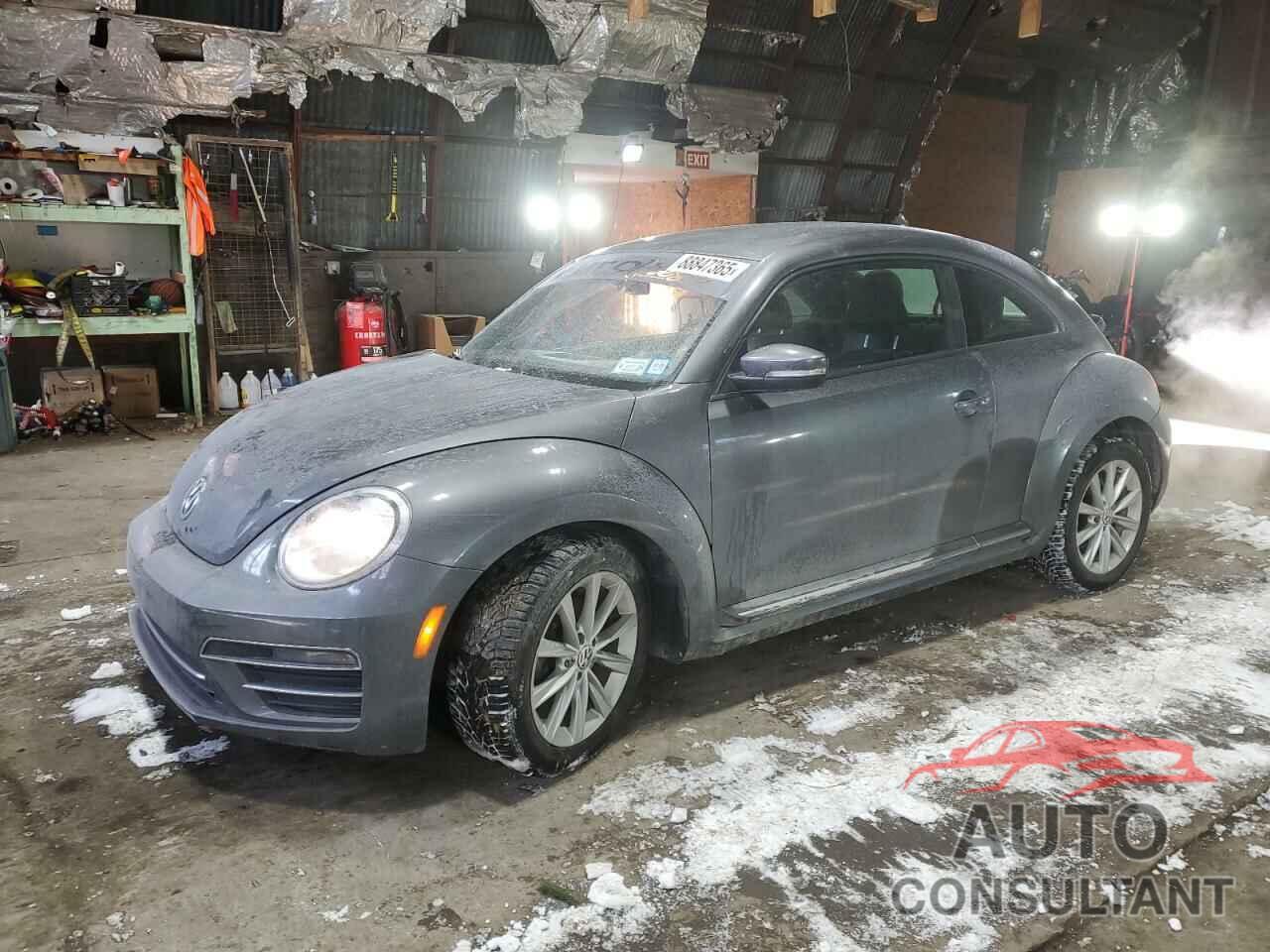 VOLKSWAGEN BEETLE 2017 - 3VWJ17AT7HM617646