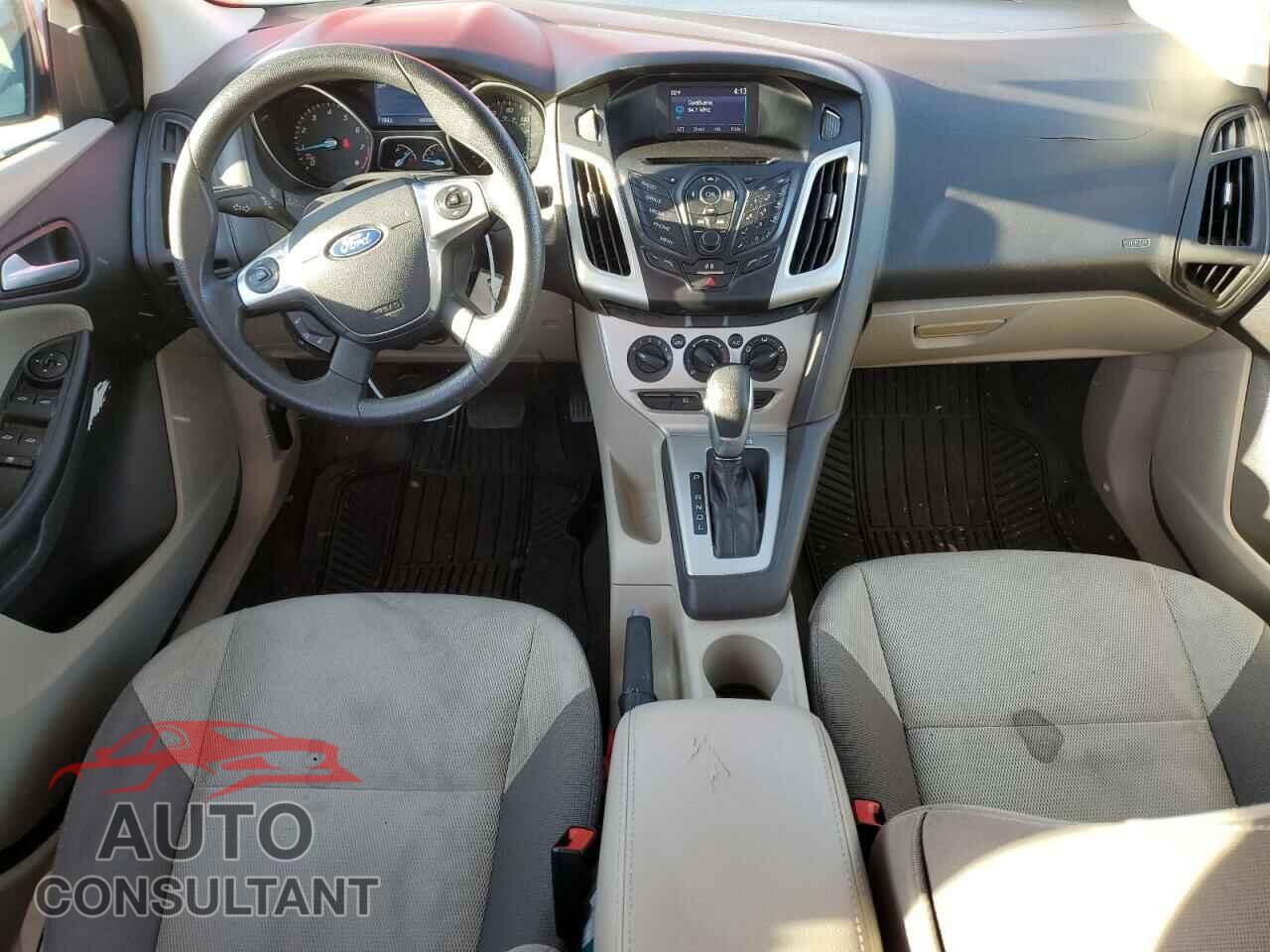 FORD FOCUS 2014 - 1FADP3F25EL425796