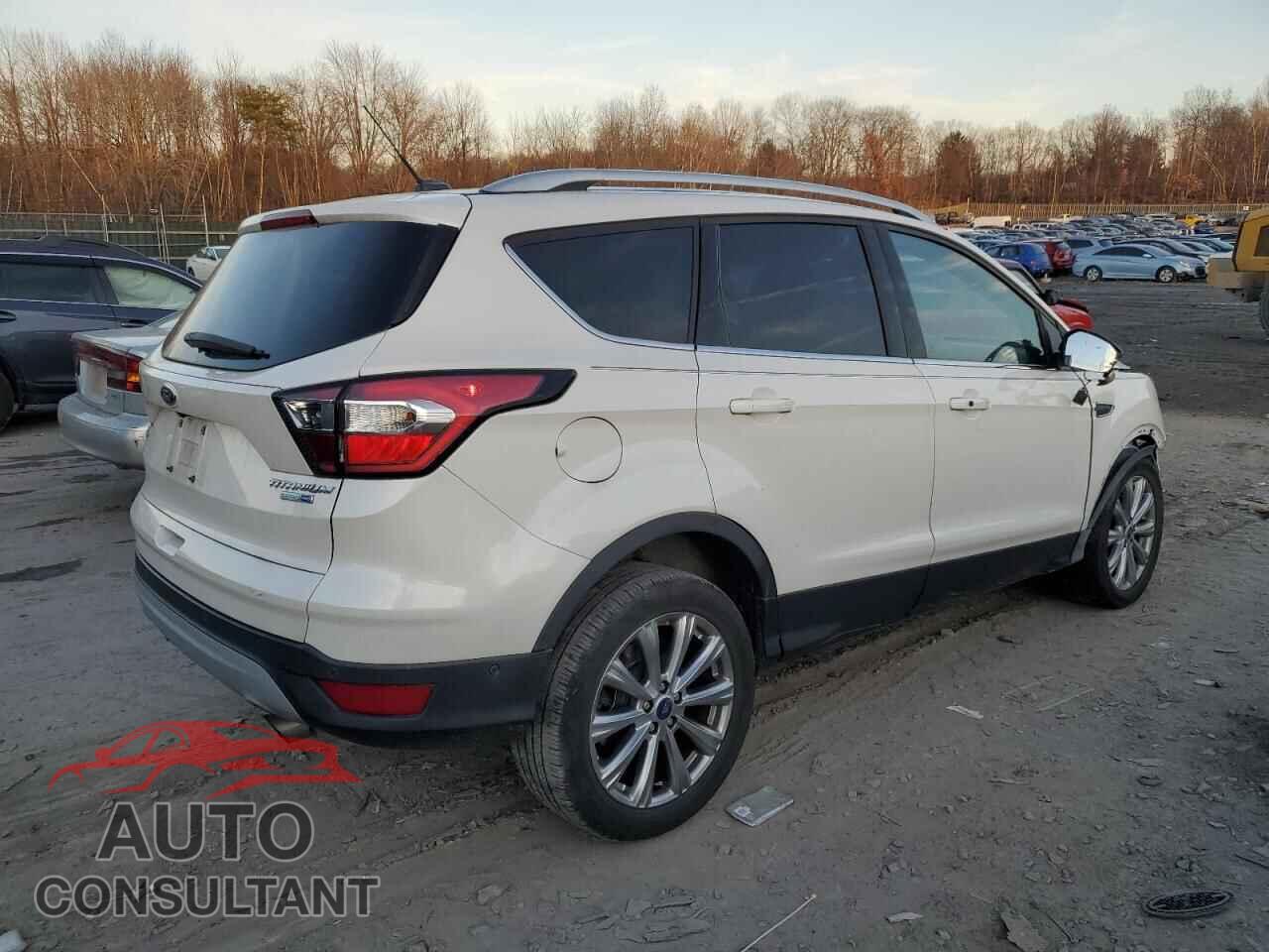 FORD ESCAPE 2017 - 1FMCU9JD3HUC71416