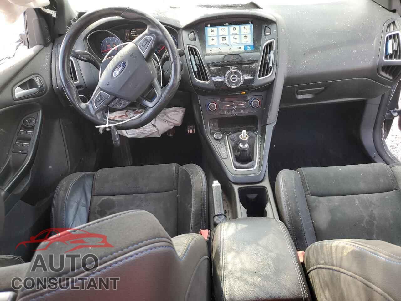 FORD FOCUS 2017 - WF0DP3TH1H4122299