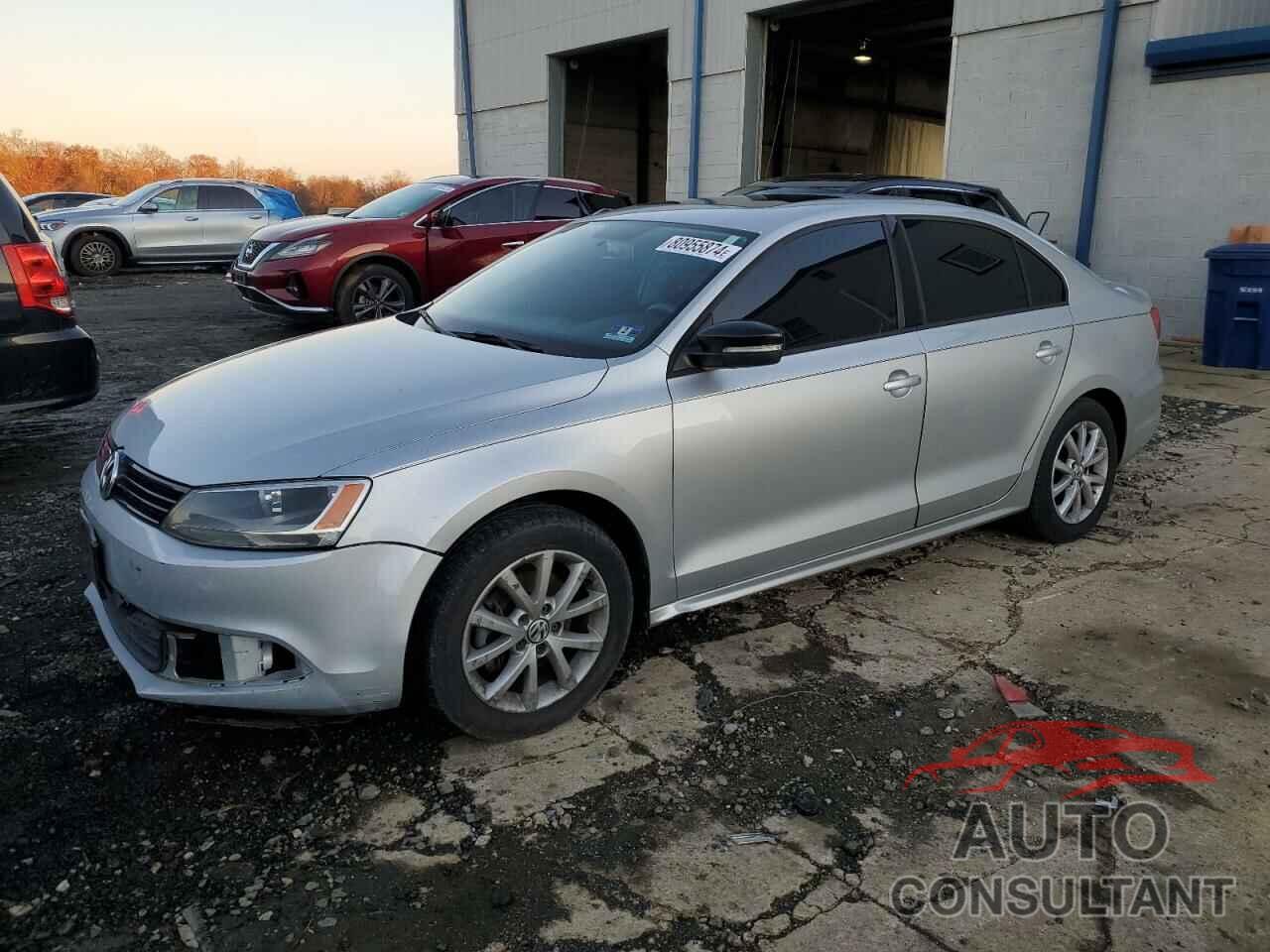 VOLKSWAGEN JETTA 2011 - 3VWDZ7AJ1BM041046