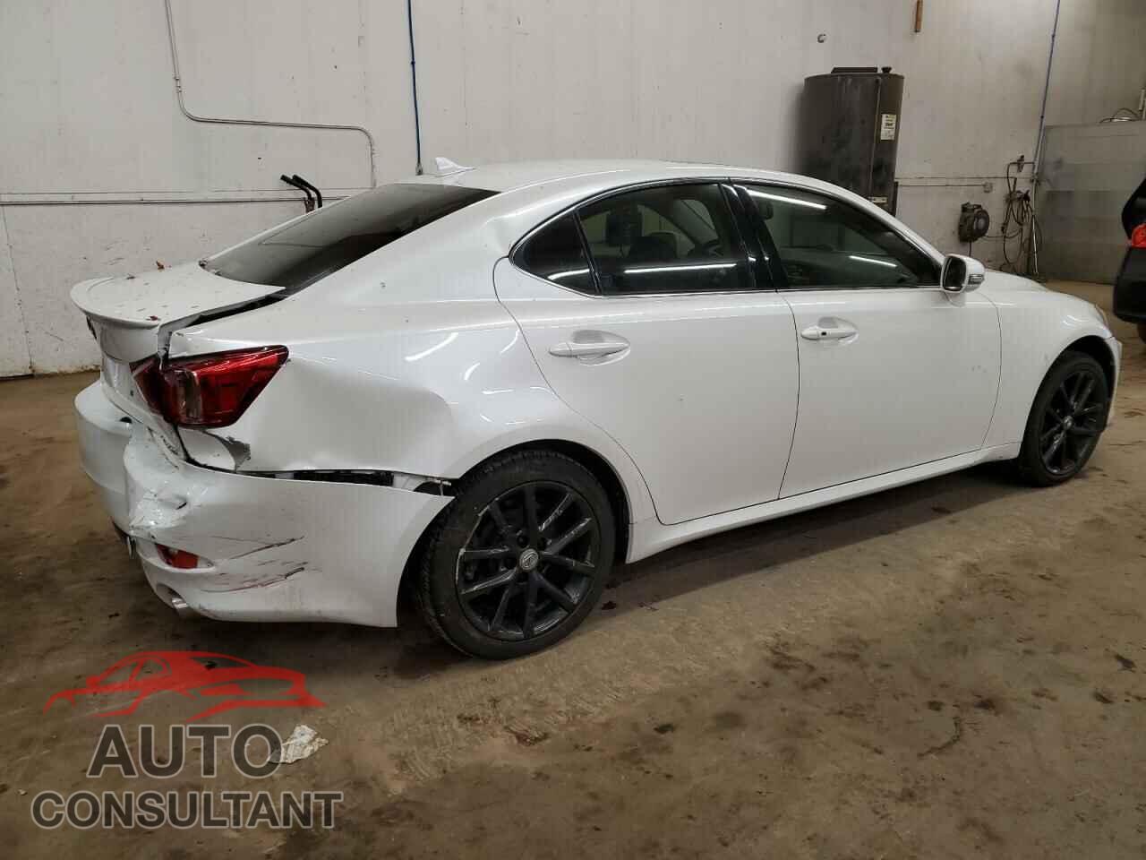 LEXUS IS 2012 - JTHCE5C2XC5002949