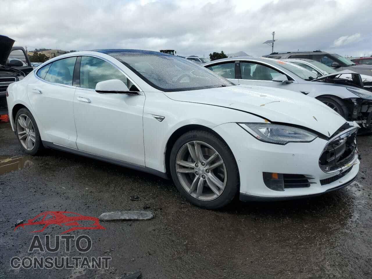 TESLA MODEL S 2016 - 5YJSA1E14GF128590