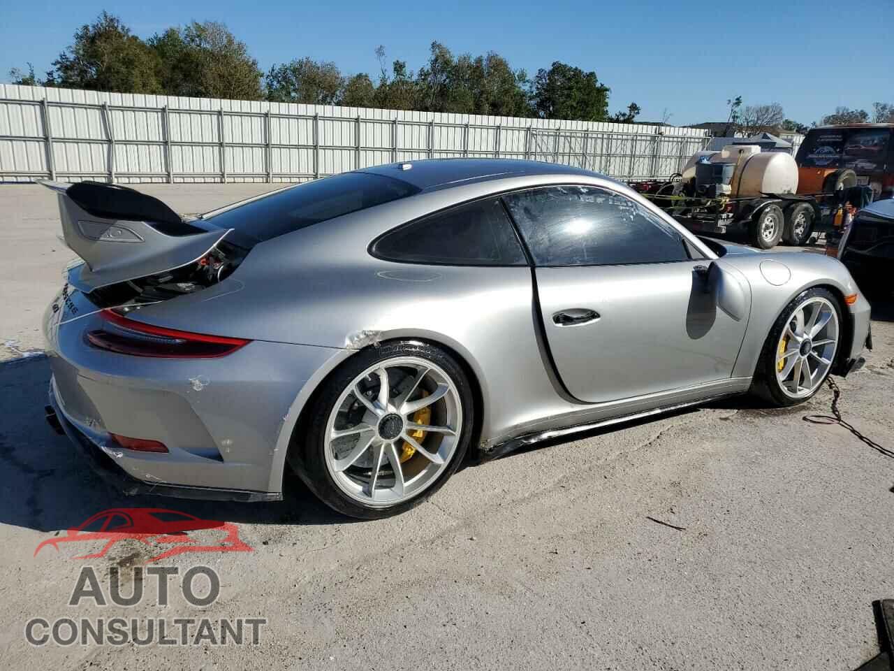 PORSCHE 911 2018 - WP0AC2A92JS174646