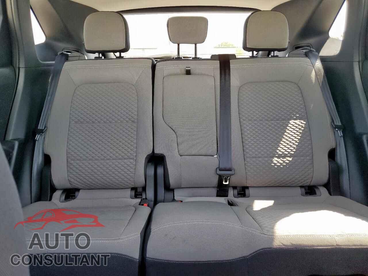 FORD ESCAPE 2020 - 1FMCU0BZ7LUA80578