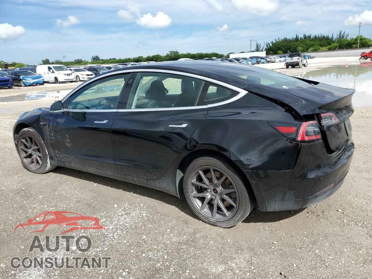 TESLA MODEL 3 2019 - 5YJ3E1EA0KF316735