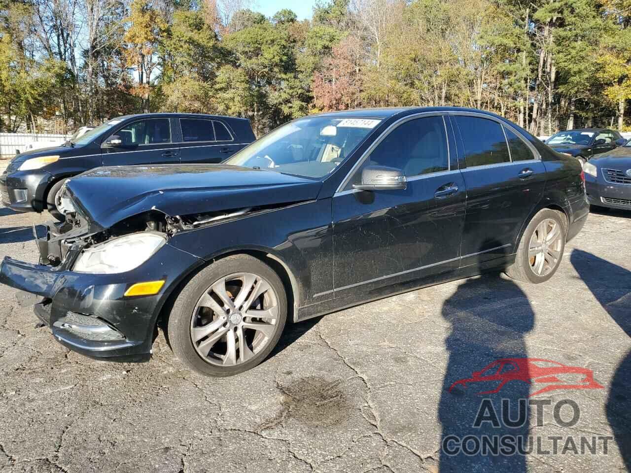 MERCEDES-BENZ C-CLASS 2013 - WDDGF4HB9DR286271