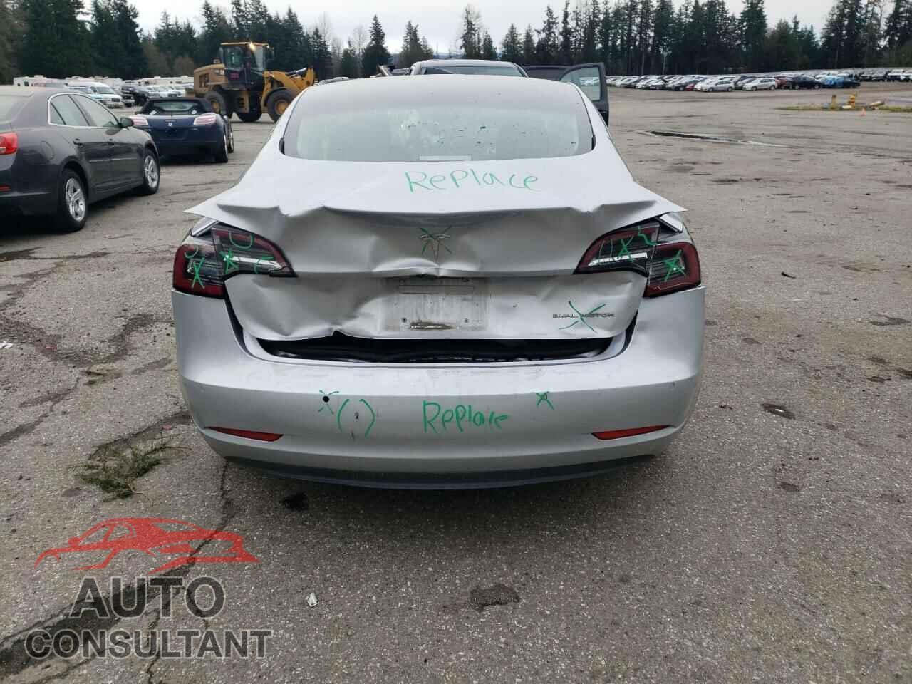 TESLA MODEL 3 2018 - 5YJ3E1EB4JF065306