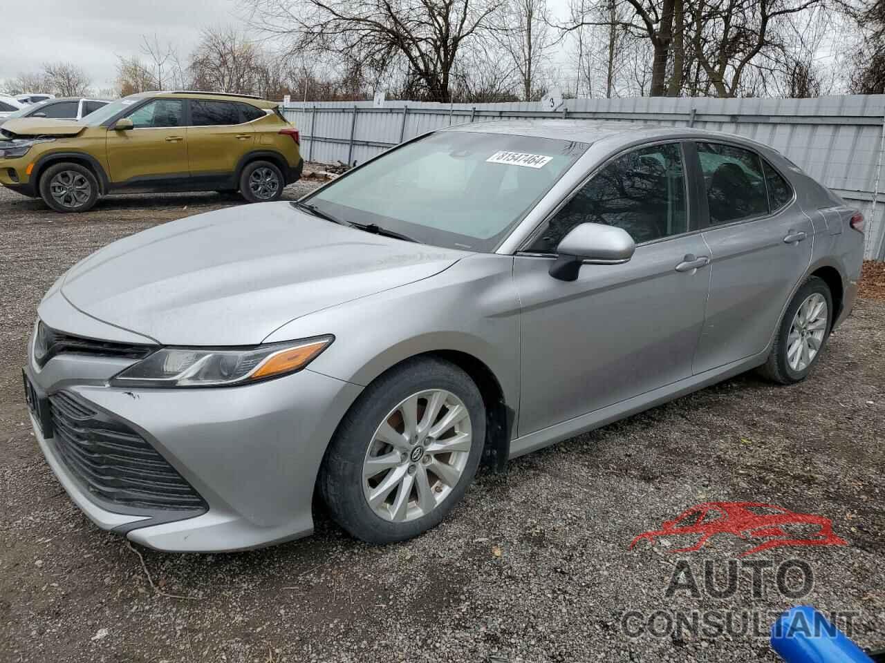 TOYOTA CAMRY 2018 - 4T1B11HK5JU054479