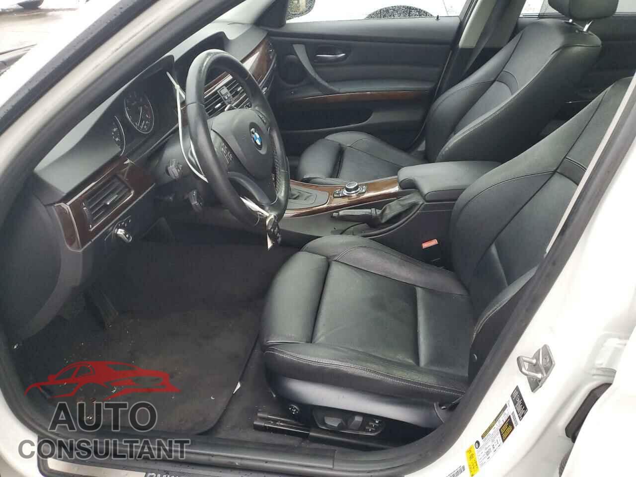 BMW 3 SERIES 2011 - WBAPM5C52BE578143