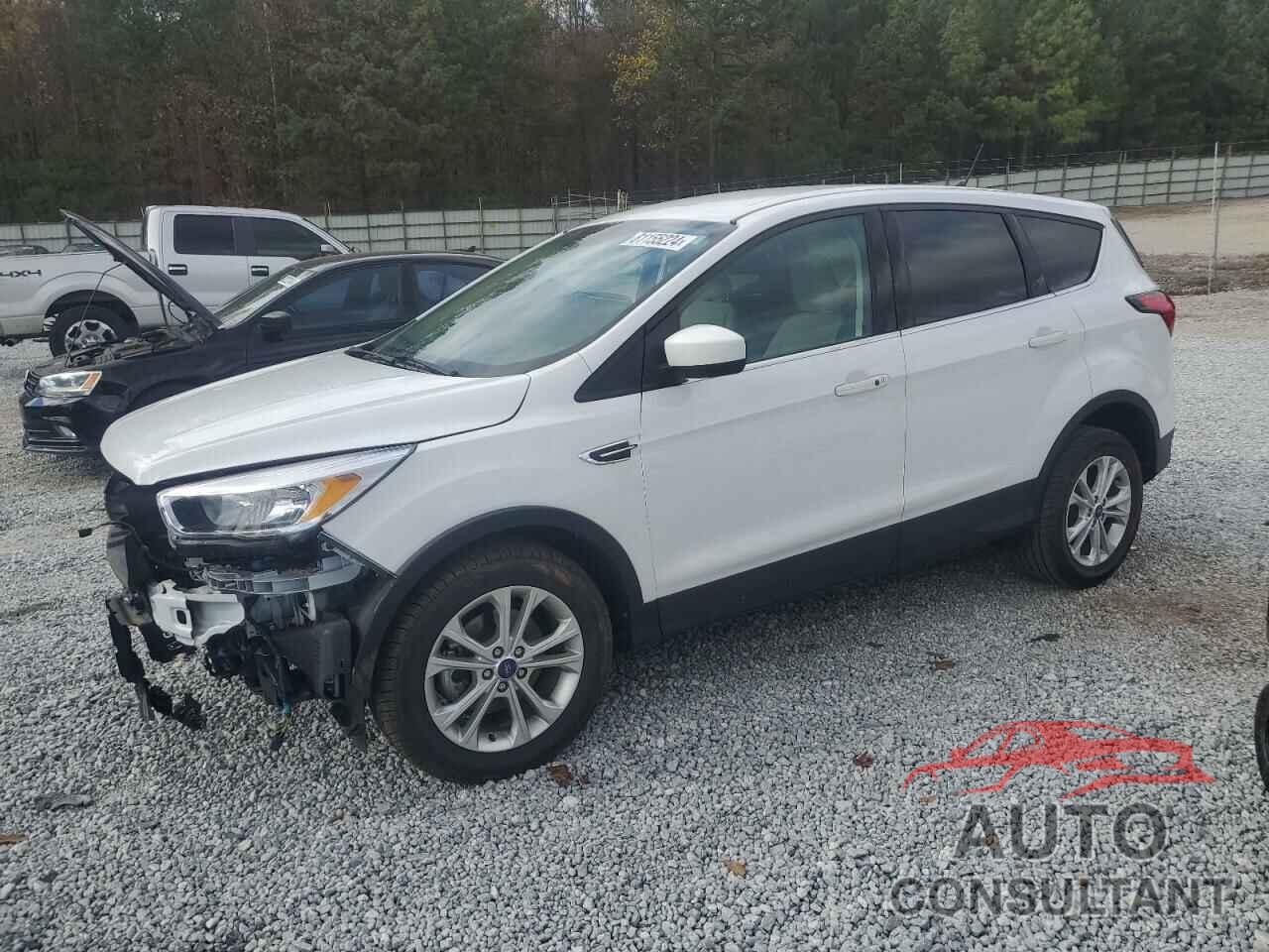 FORD ESCAPE 2019 - 1FMCU0GD5KUA11027
