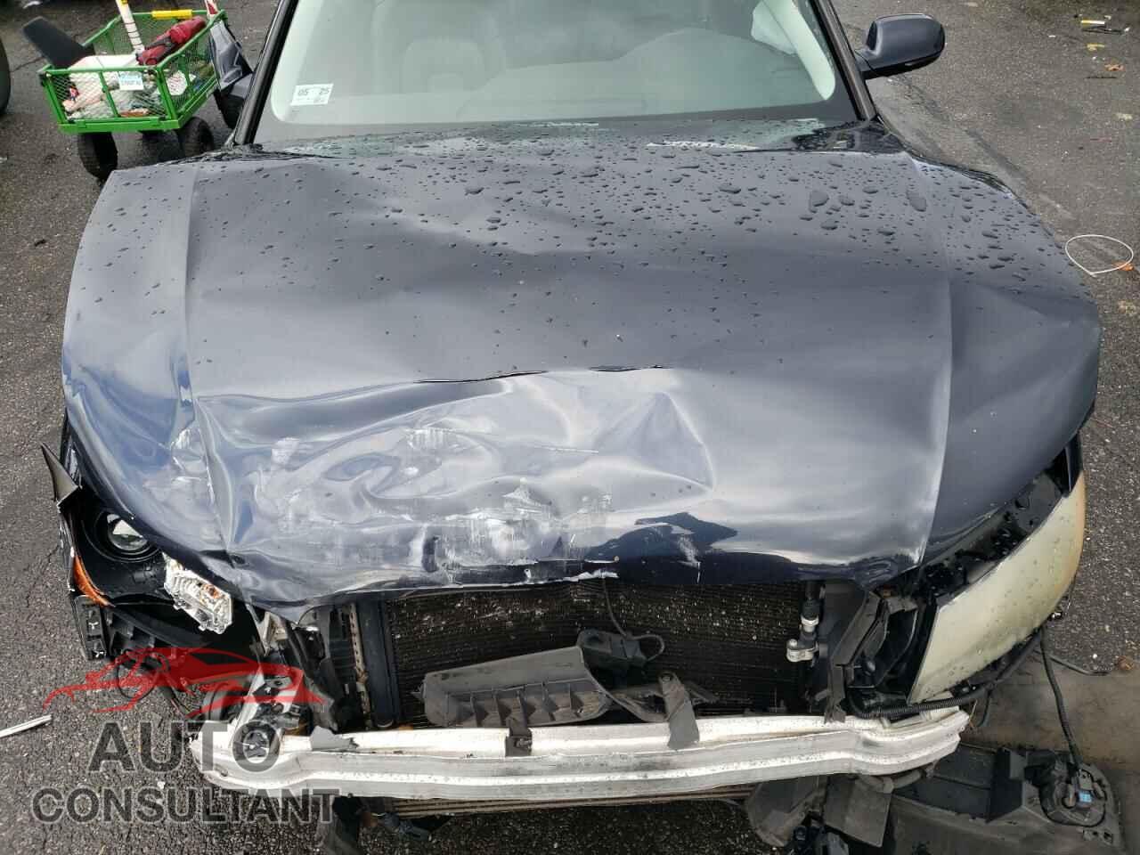 AUDI A5 2012 - WAUCFAFR2CA000813