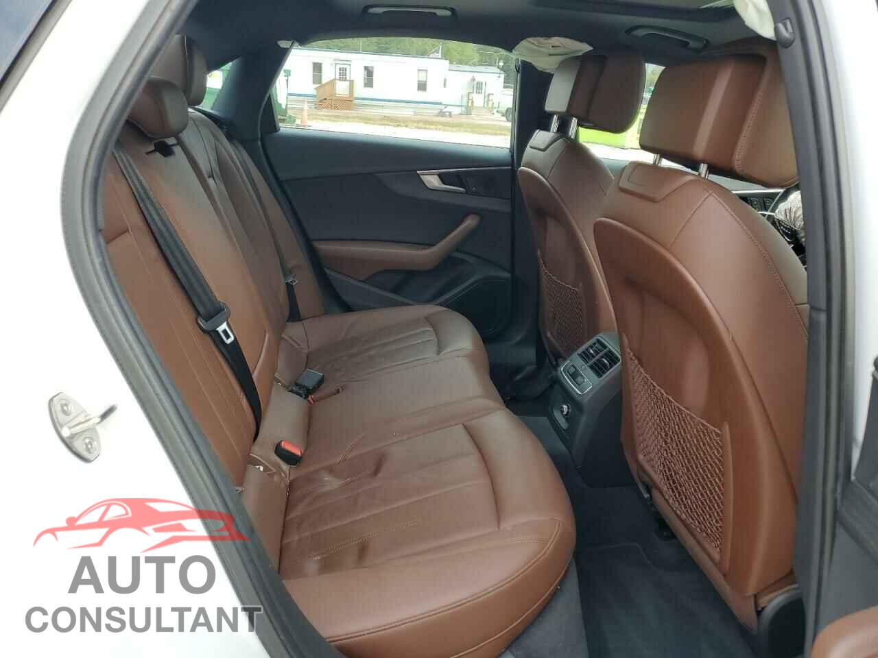 AUDI A4 2017 - WAUKMAF46HN050152