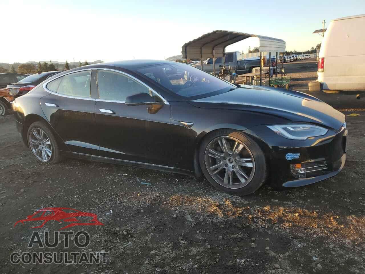 TESLA MODEL S 2021 - 5YJSA1E2XMF425237
