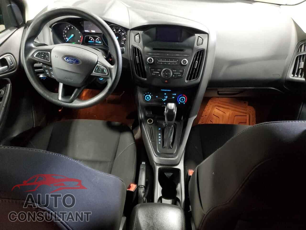 FORD FOCUS 2016 - 1FADP3F27GL212691
