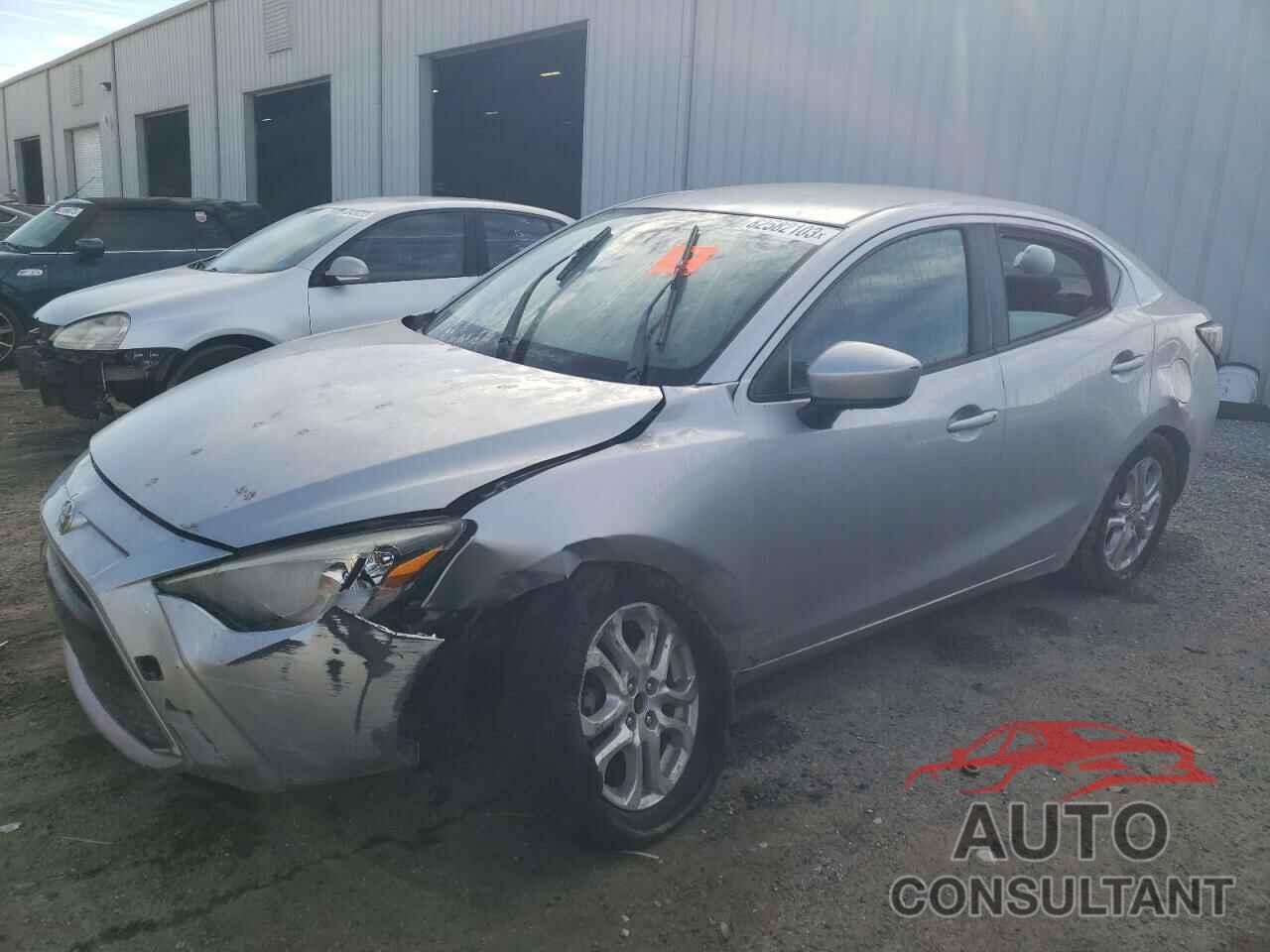 TOYOTA YARIS 2017 - 3MYDLBYV9HY154424