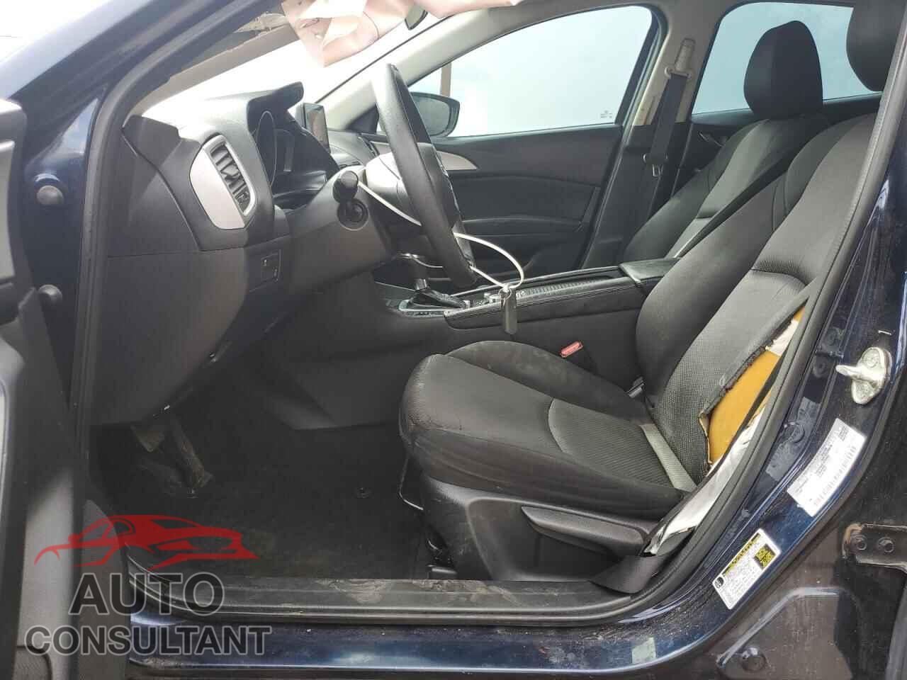 MAZDA 3 2017 - 3MZBN1U75HM158007