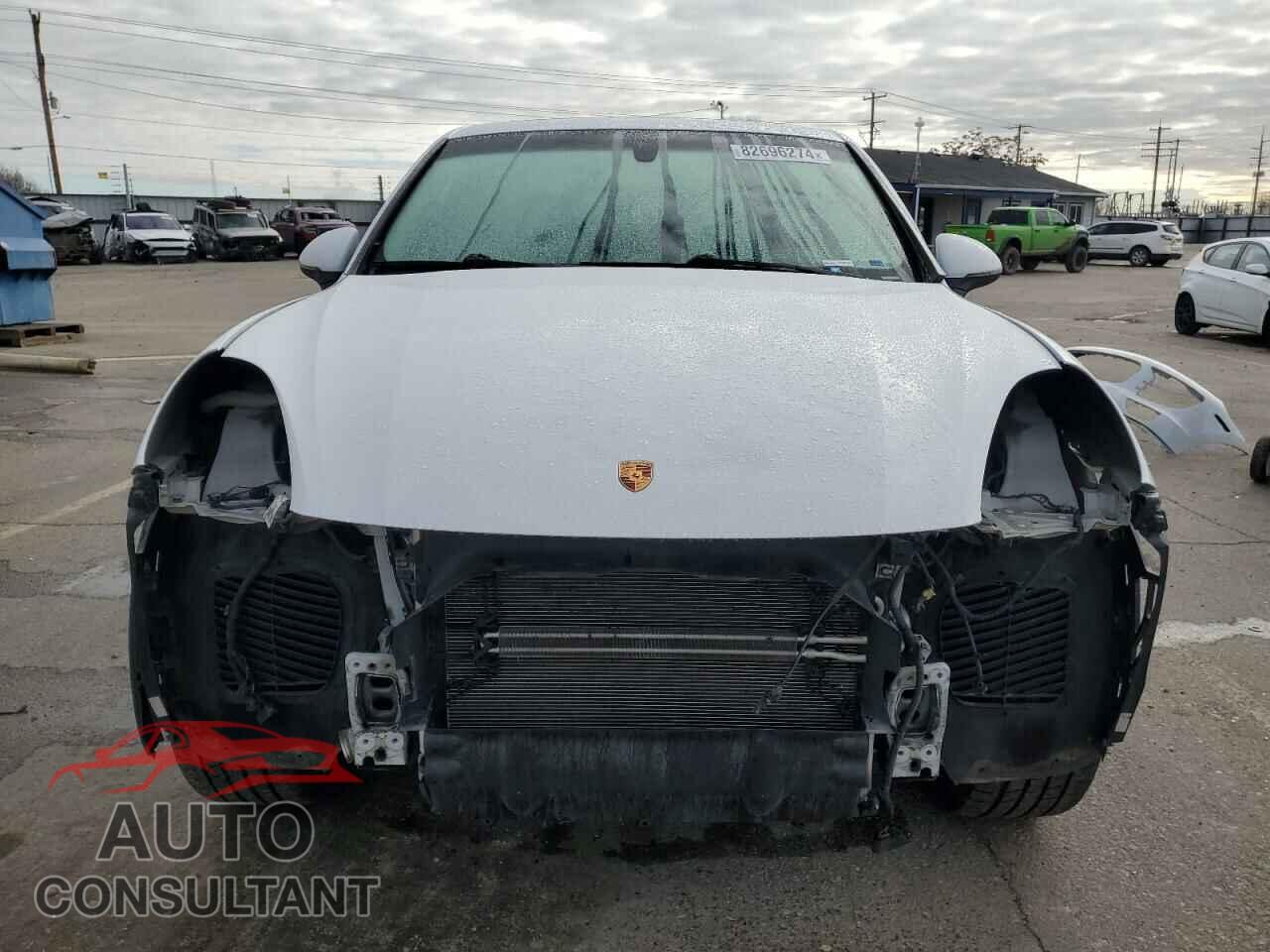PORSCHE CAYENNE 2015 - WP1AB2A23FLA56174