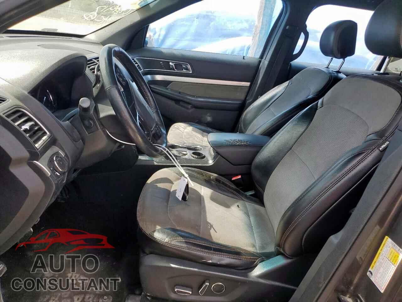 FORD EXPLORER 2017 - 1FM5K7D84HGC84417