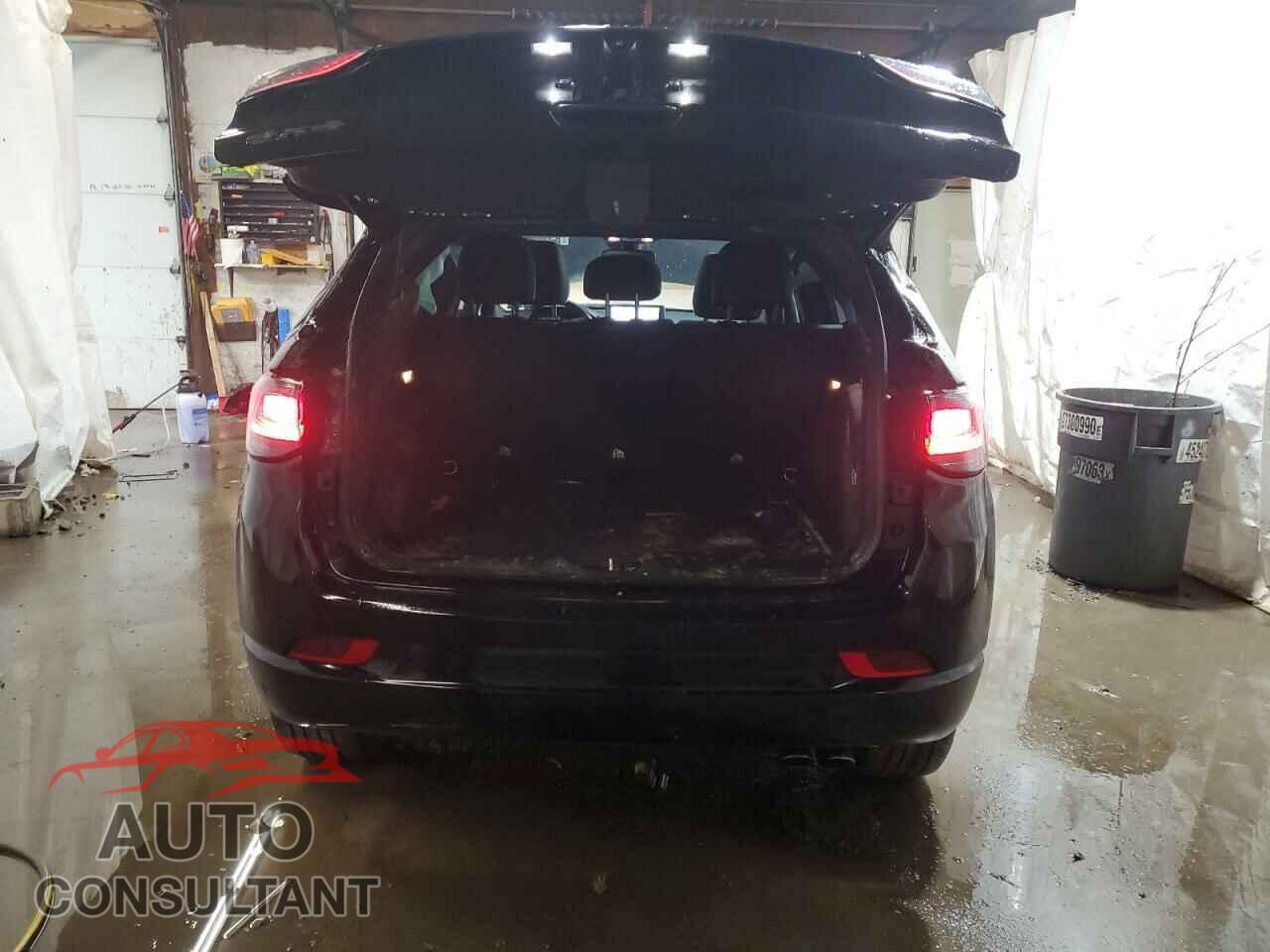 JEEP COMPASS 2022 - 3C4NJDCB3NT207399