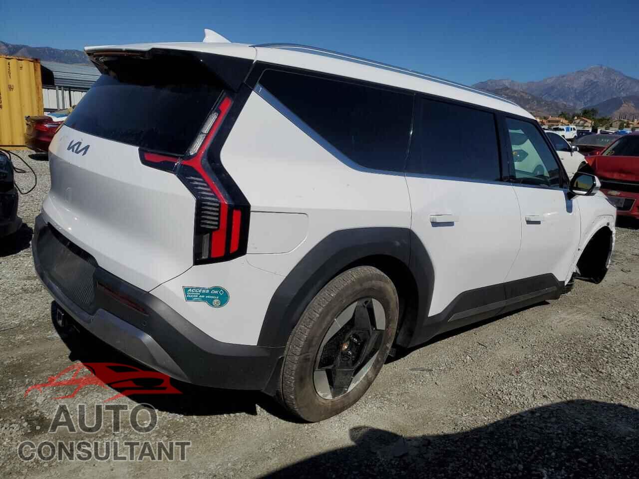 KIA EV9 WIND 2025 - 5XYAFFS59SG001031