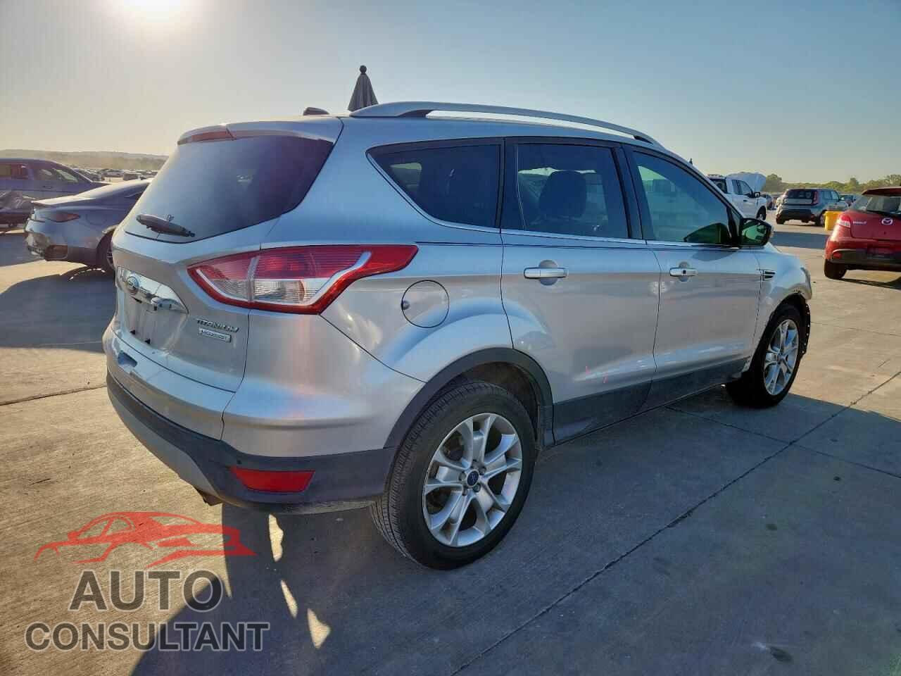 FORD ESCAPE 2014 - 1FMCU0J90EUA37737