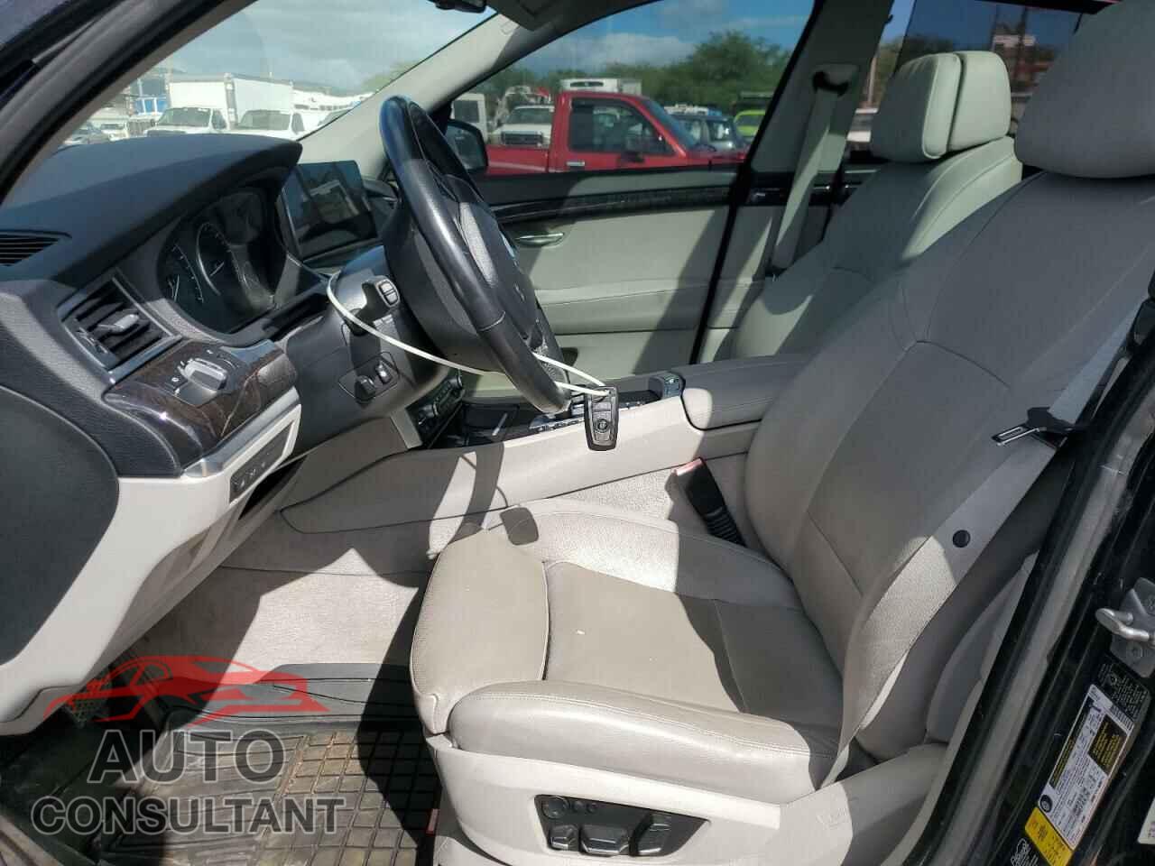 BMW 5 SERIES 2011 - WBASP4C58BC341700