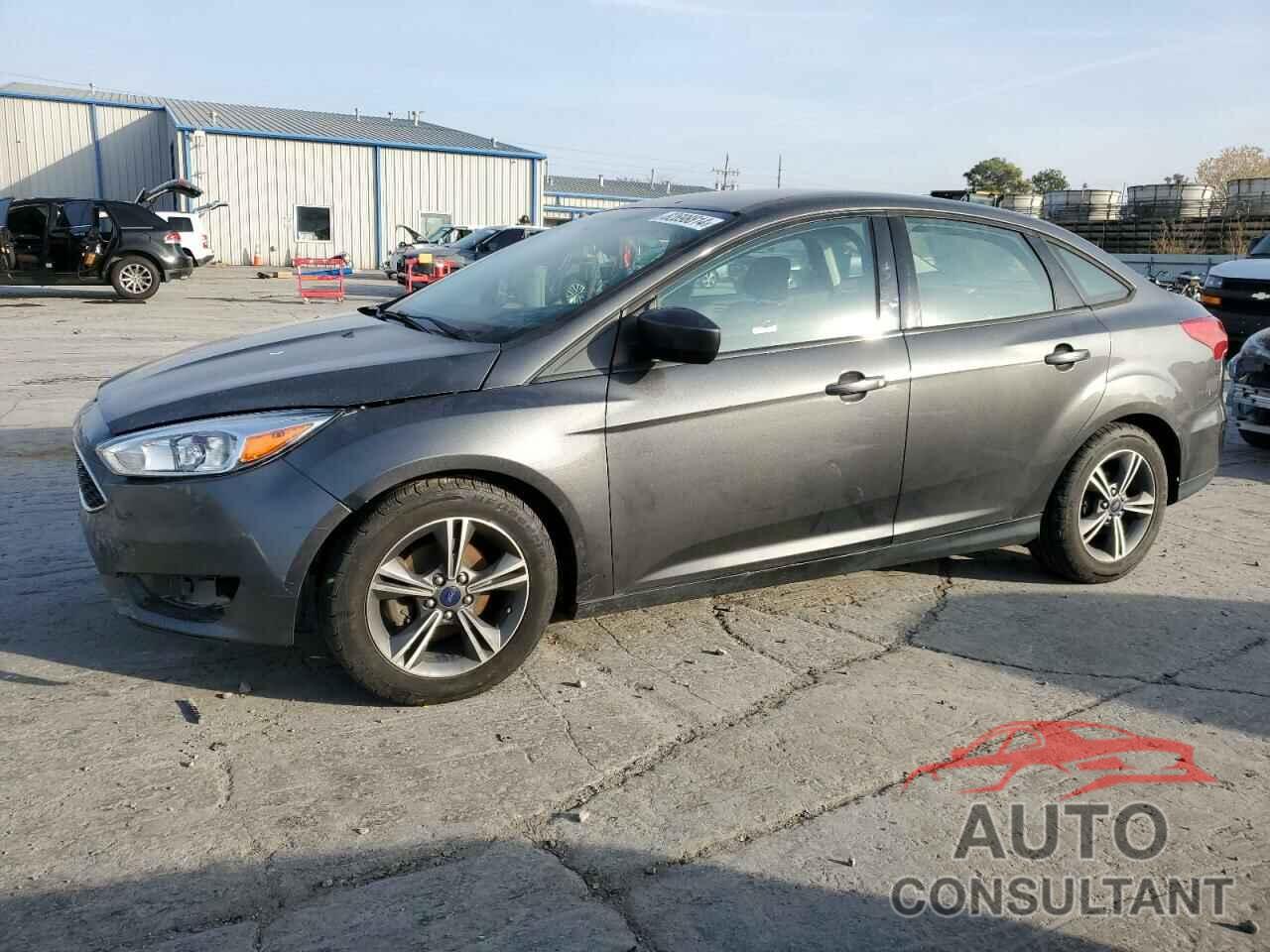 FORD FOCUS 2018 - 1FADP3F2XJL240511