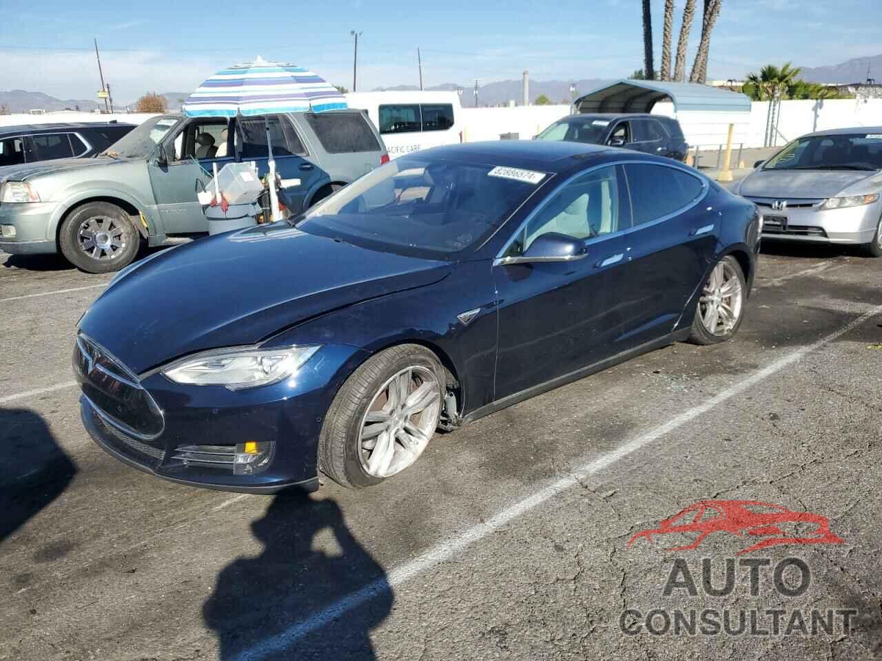 TESLA MODEL S 2015 - 5YJSA1H11FFP68671