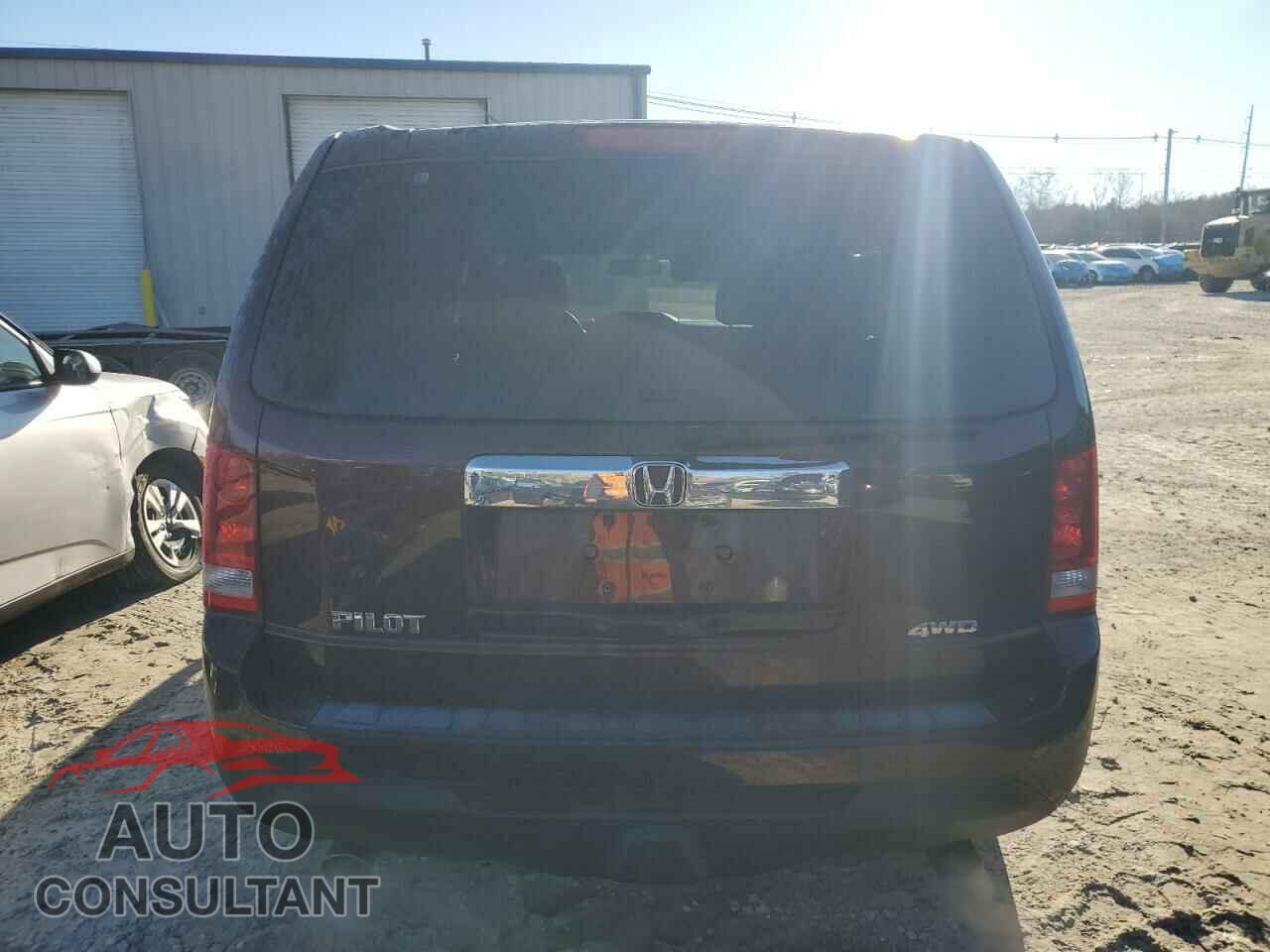HONDA PILOT 2015 - 5FNYF4H59FB036594