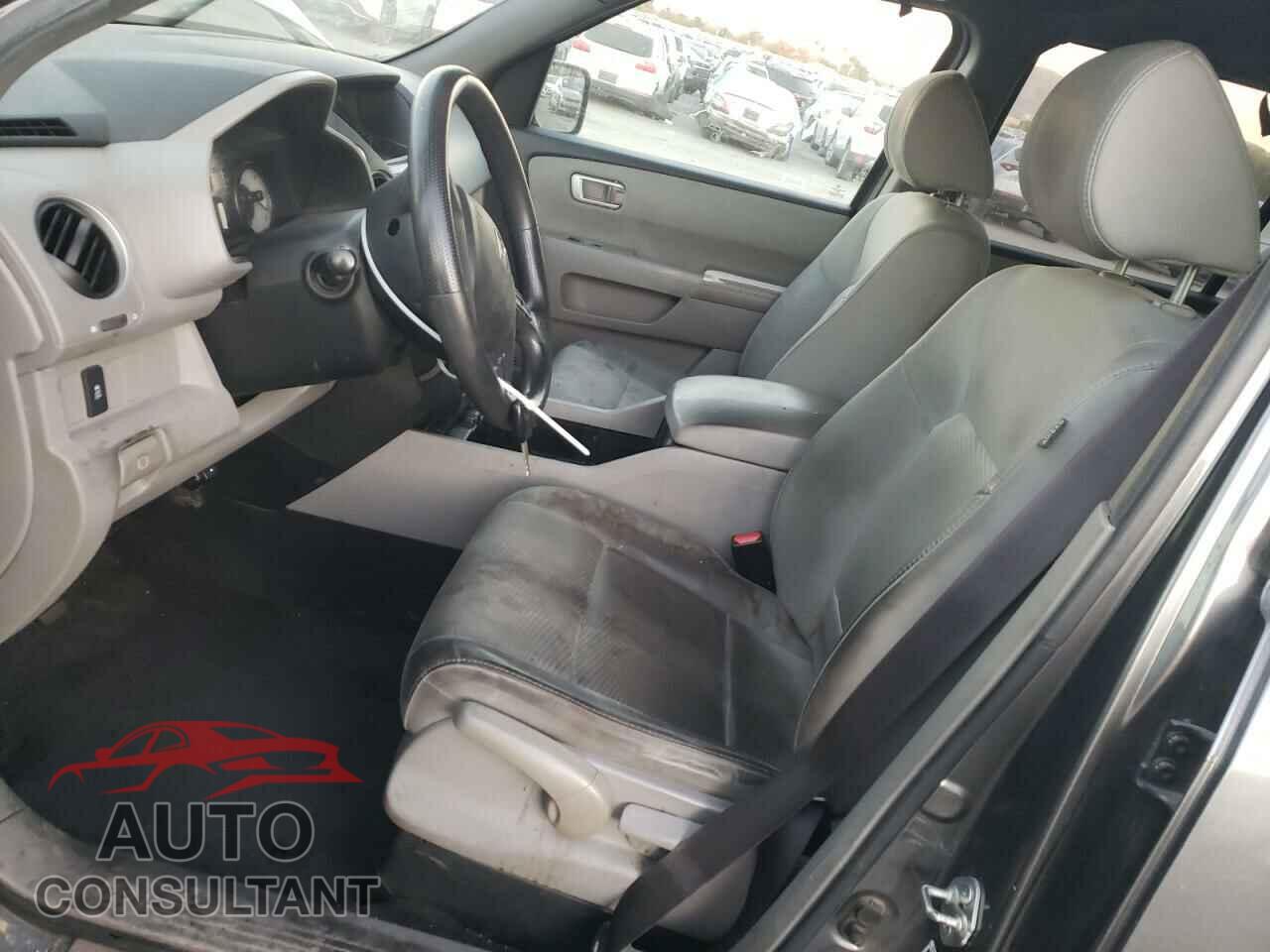 HONDA PILOT 2012 - 5FNYF3H24CB014272