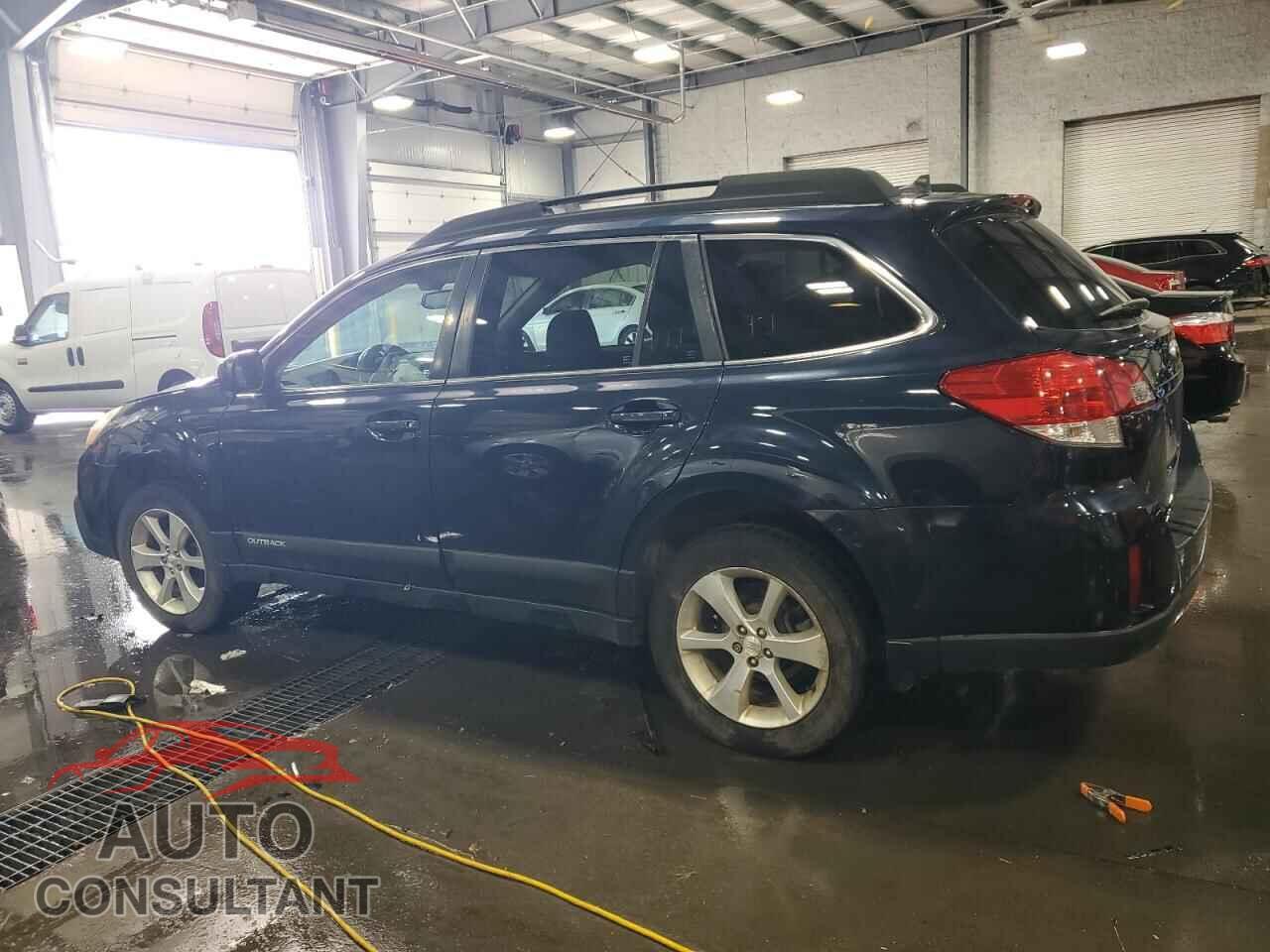 SUBARU OUTBACK 2013 - 4S4BRBPC2D3257722