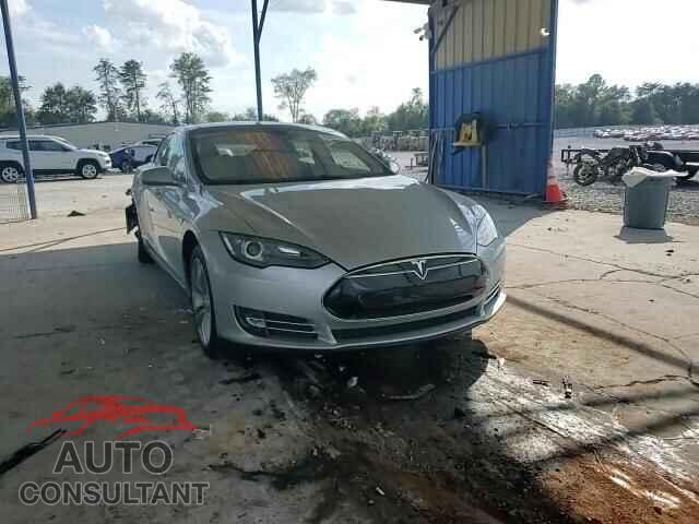 TESLA MODEL S 2013 - 5YJSA1CN9DFP26269