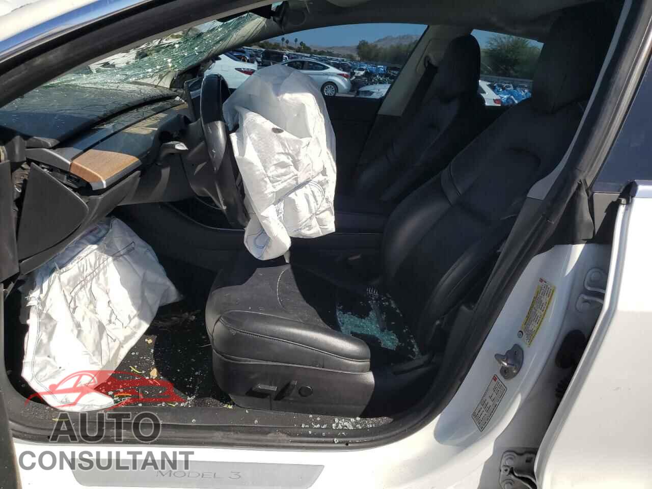TESLA MODEL 3 2018 - 5YJ3E1EA4JF015688