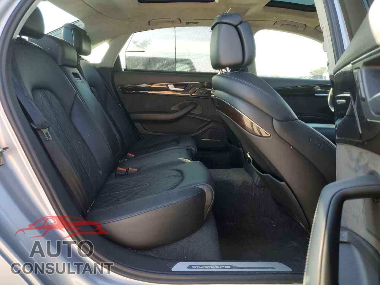 AUDI A8 2017 - WAU43AFD3HN020022
