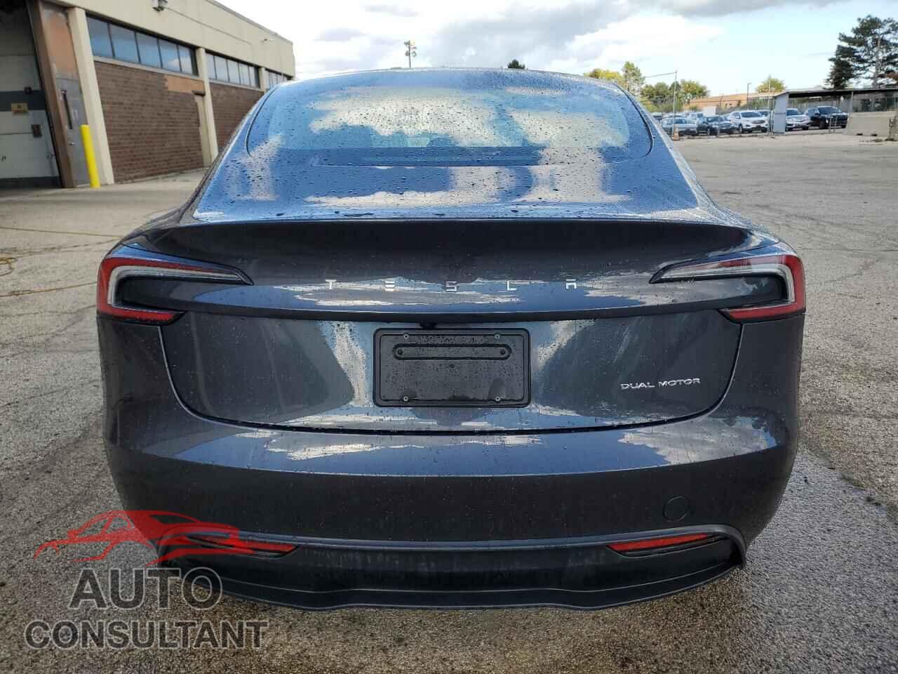 TESLA MODEL 3 2024 - 5YJ3E1EB9RF755306