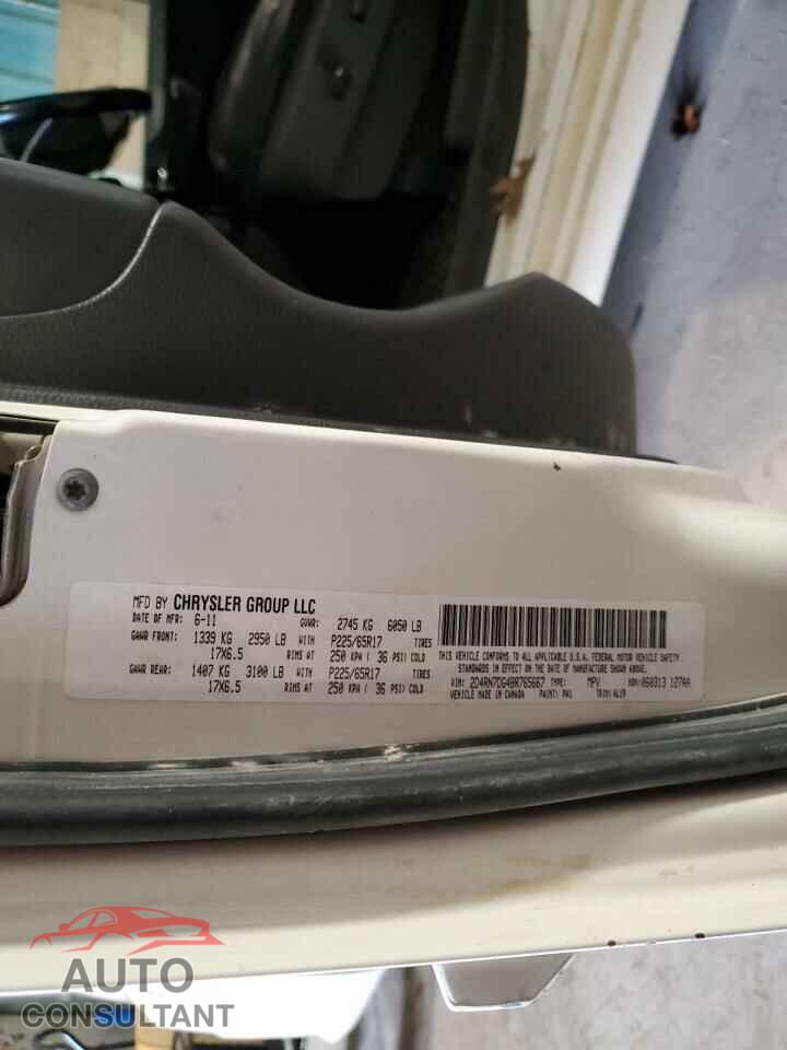 DODGE CARAVAN 2011 - 2D4RN7DG4BR765667