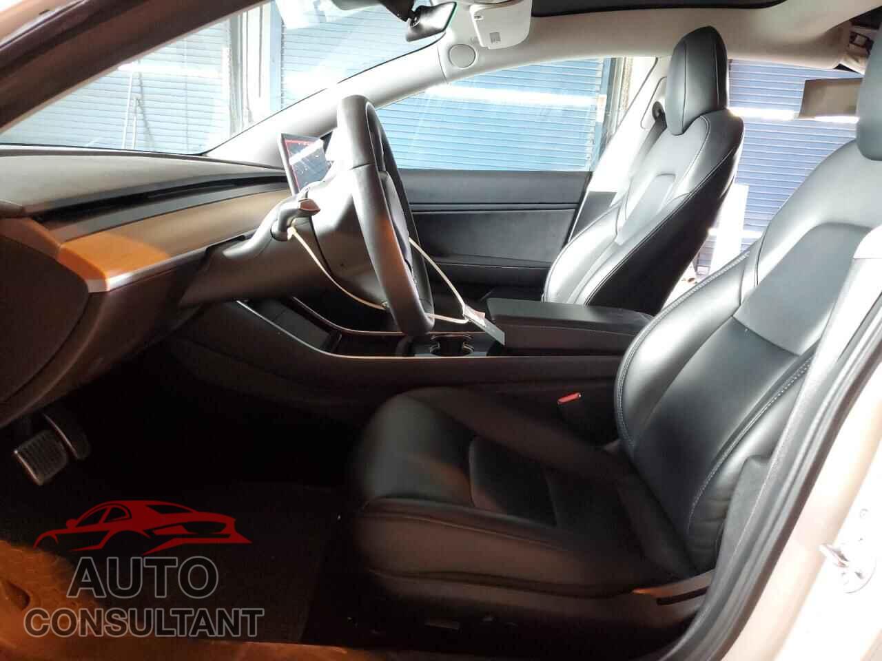TESLA MODEL 3 2020 - 5YJ3E1EB0LF619024