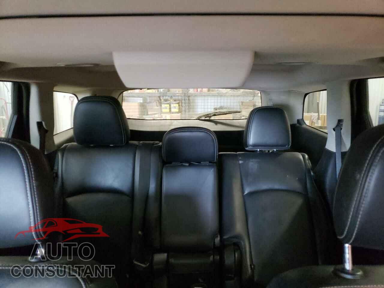 DODGE JOURNEY 2011 - 3D4PH6FG5BT570910