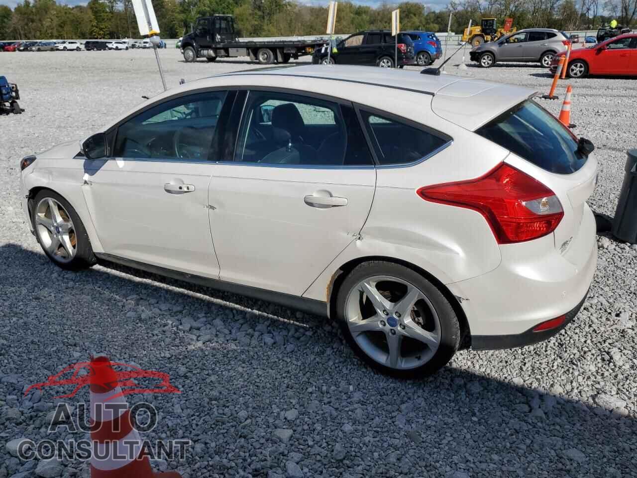 FORD FOCUS 2012 - 1FAHP3N23CL160795
