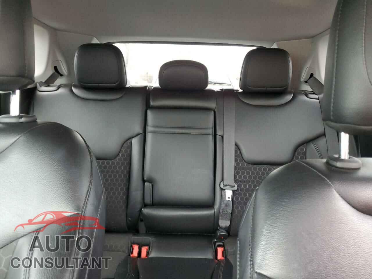 JEEP COMPASS 2018 - 3C4NJDBB0JT394841