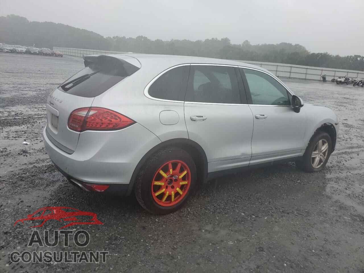 PORSCHE CAYENNE 2012 - WP1AA2A2XCLA10260