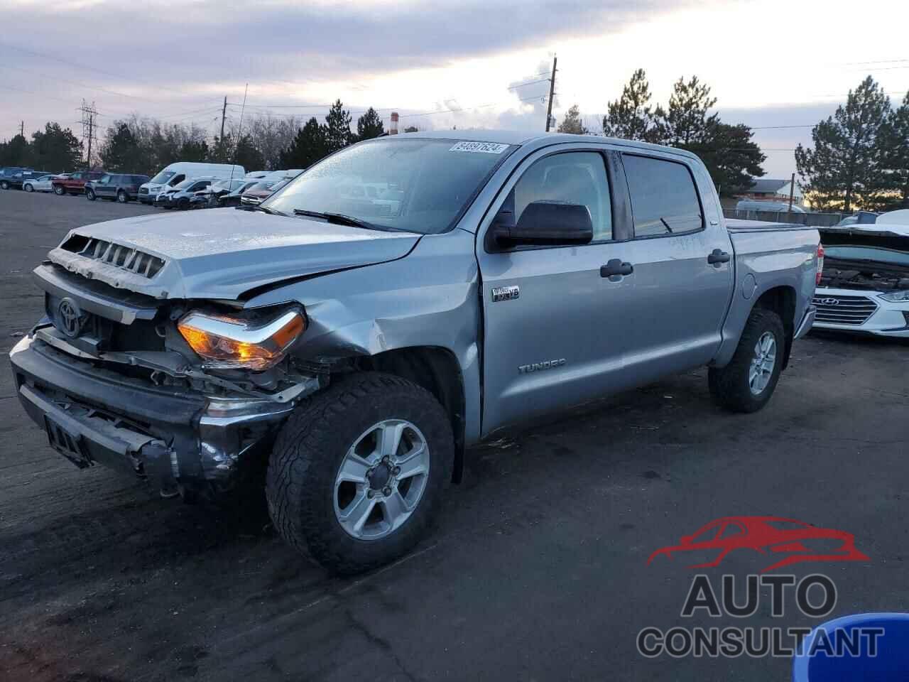 TOYOTA TUNDRA 2016 - 5TFDW5F15GX519186