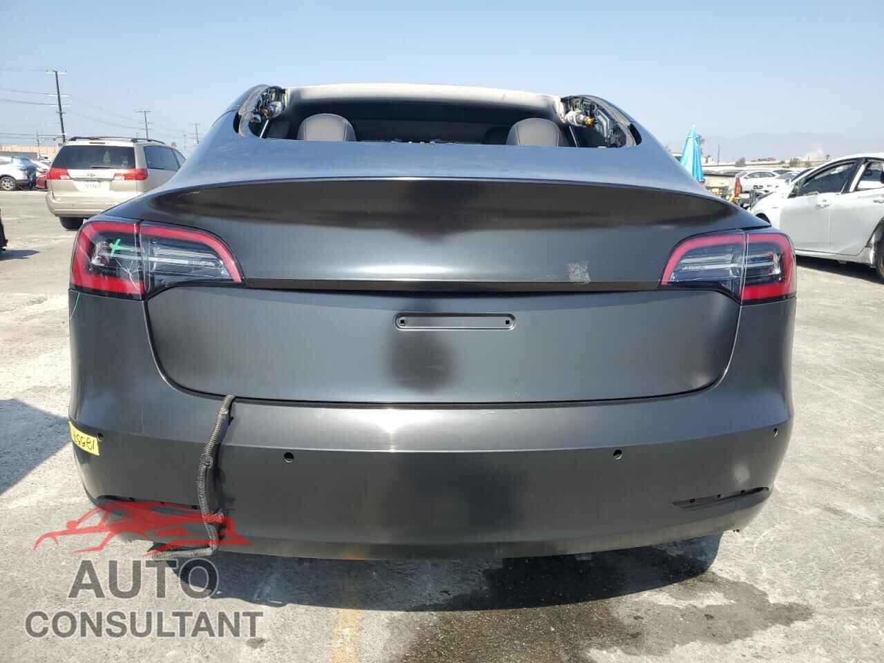TESLA MODEL 3 2020 - 5YJ3E1EA9LF611186