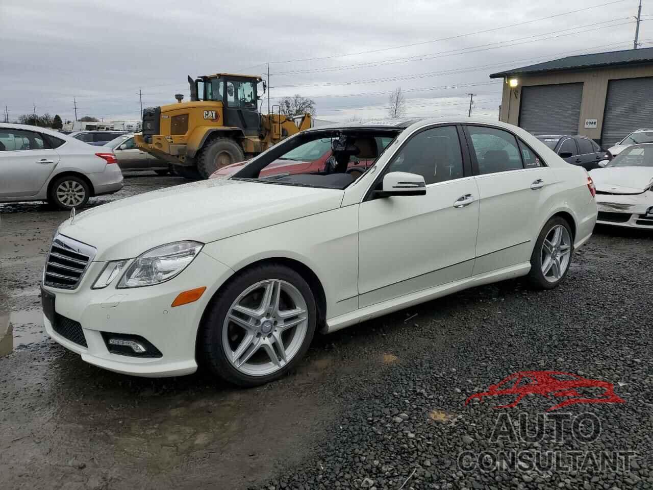 MERCEDES-BENZ E-CLASS 2011 - WDDHF8HB2BA412607