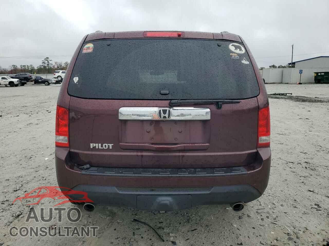 HONDA PILOT 2013 - 5FNYF3H52DB018932