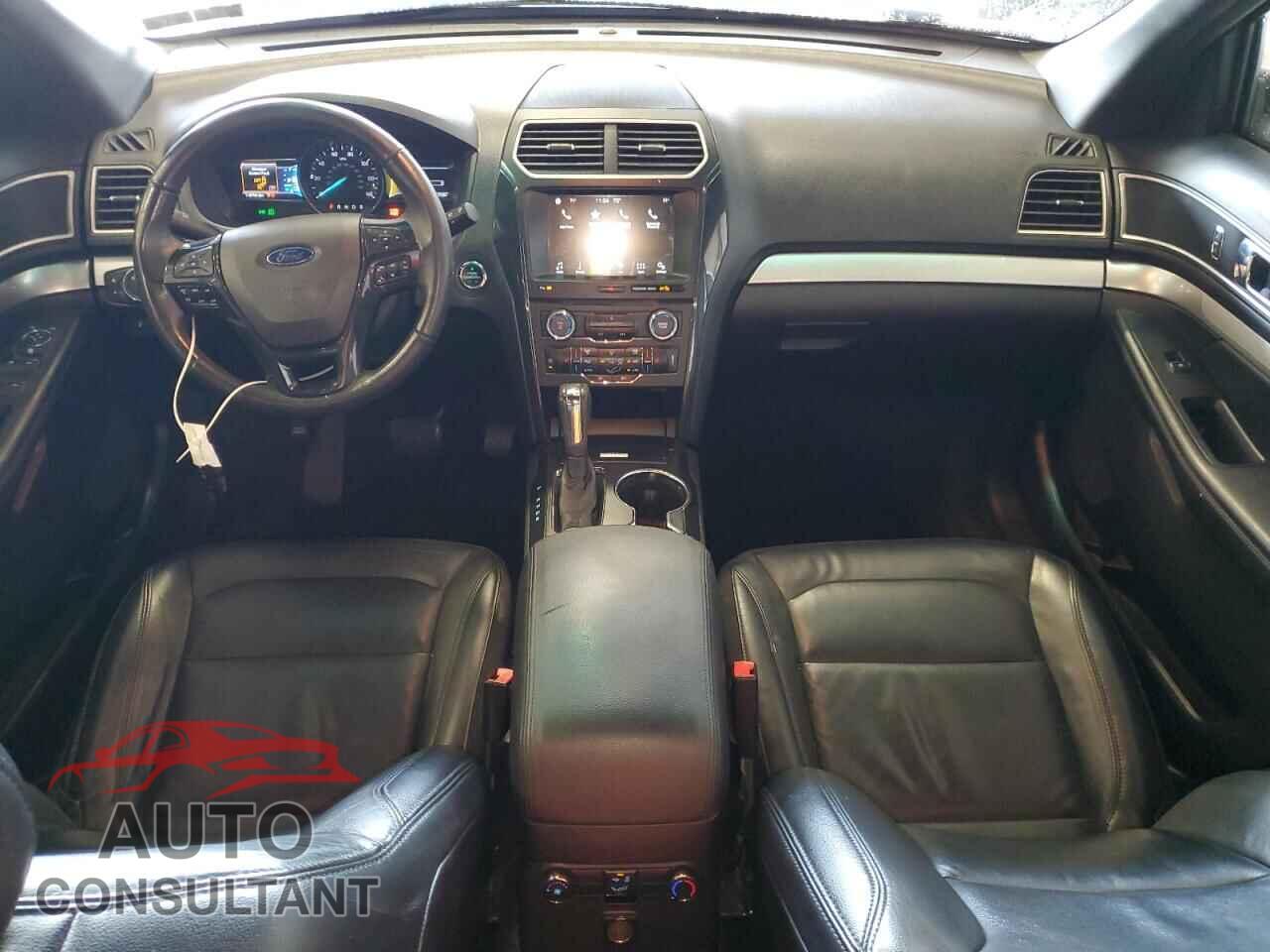 FORD EXPLORER 2017 - 1FM5K8D81HGB42628