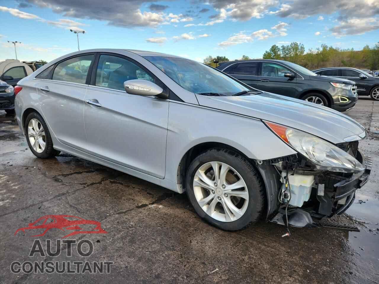 HYUNDAI SONATA 2011 - 5NPEC4AC2BH139128