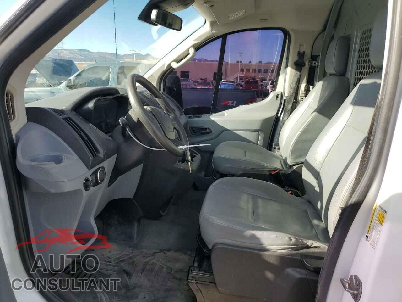 FORD TRANSIT 2017 - 1FTYR2YM3HKB25585